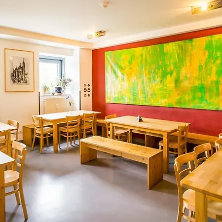 Babelfish Hostel *
