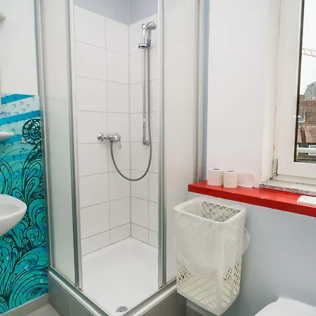 بيت شباب Babelfish *