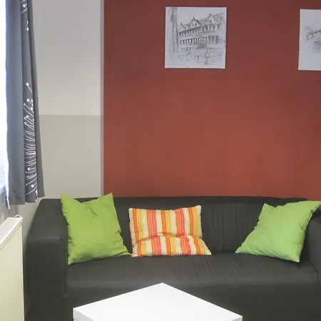 Babelfish Hostel *